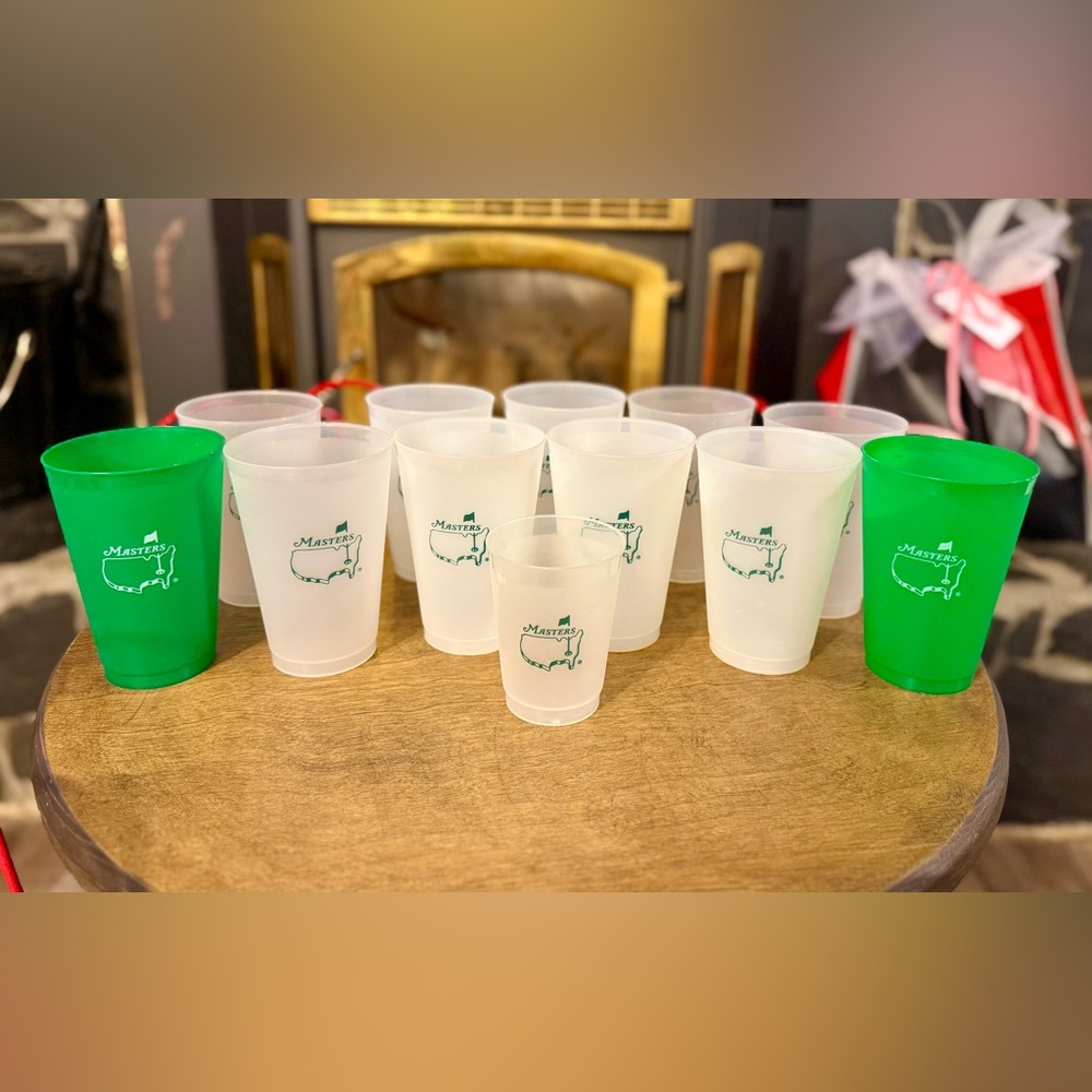Masters Tournament Plastic Cups Set